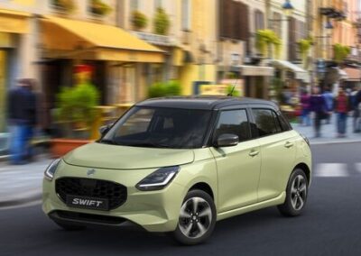 nuova suzuki hybrid verde